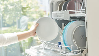 食洗機（食器洗い機）が手洗いとは違うポイントと、食洗機では洗えないもの