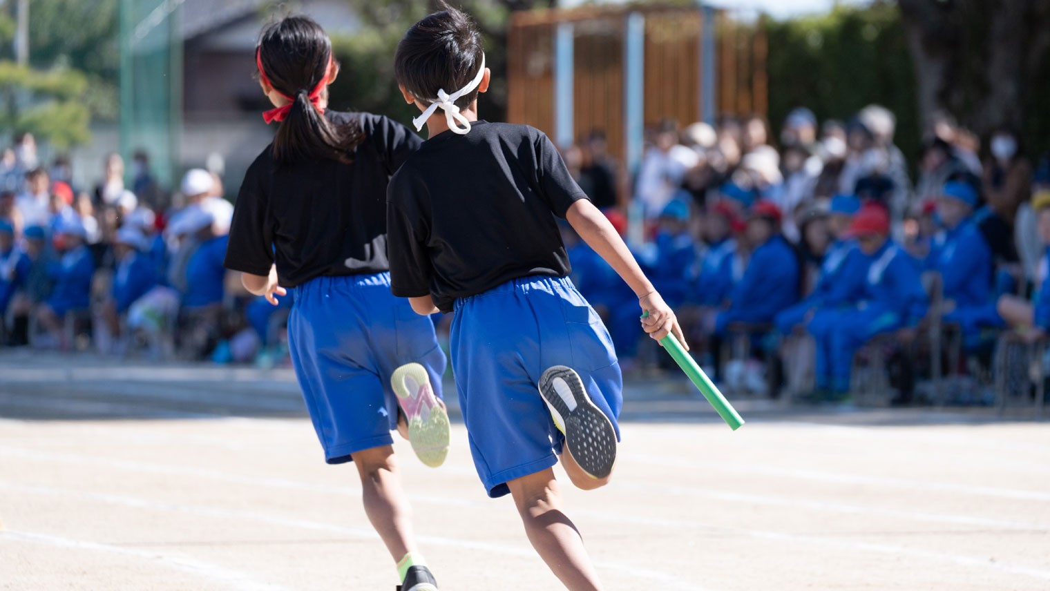 運動会で汚れた衣類に！「洗濯板」を使った「泥汚れ」の落とし方