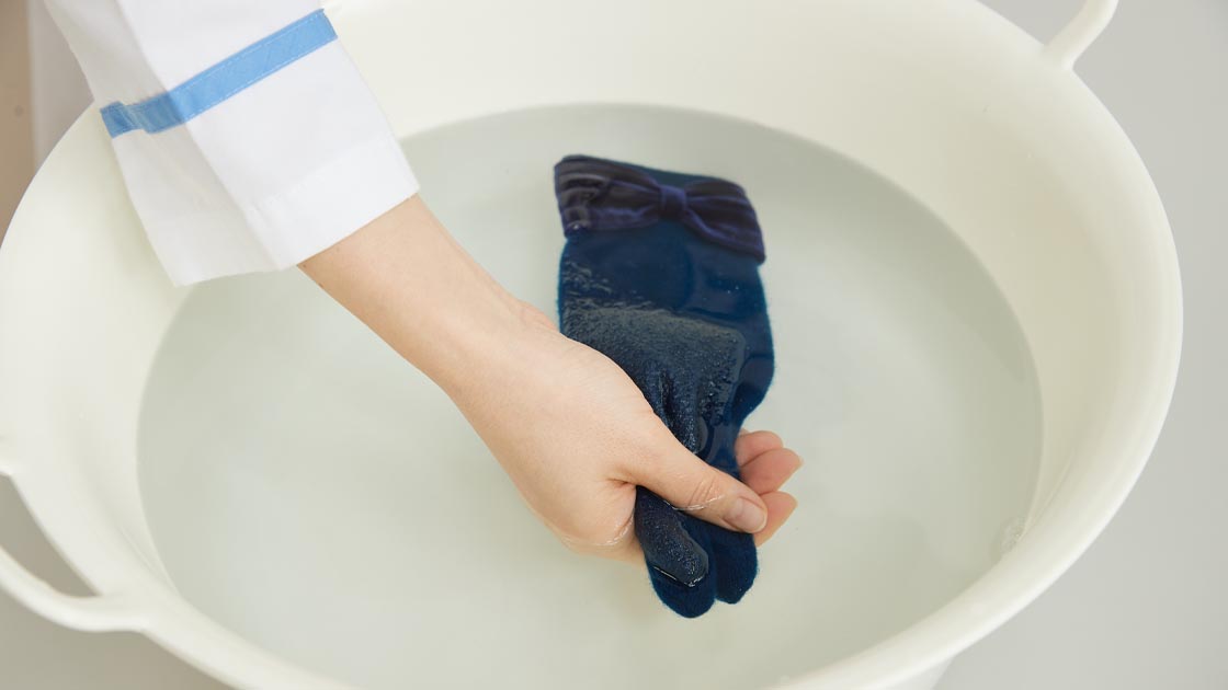 手袋　つかみ洗い　手洗い