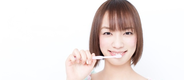 歯ブラシの正しい「持ち方」
