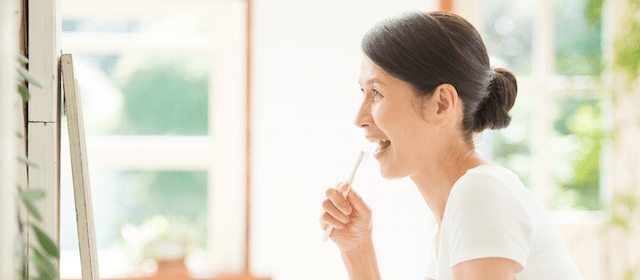 歯を失わないためにも始めたい歯周病対策~歯みがきと歯間ブラシのコツ~