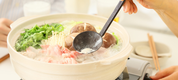料理の「アク抜き」をもっと簡単に!アク(灰汁)の取り方