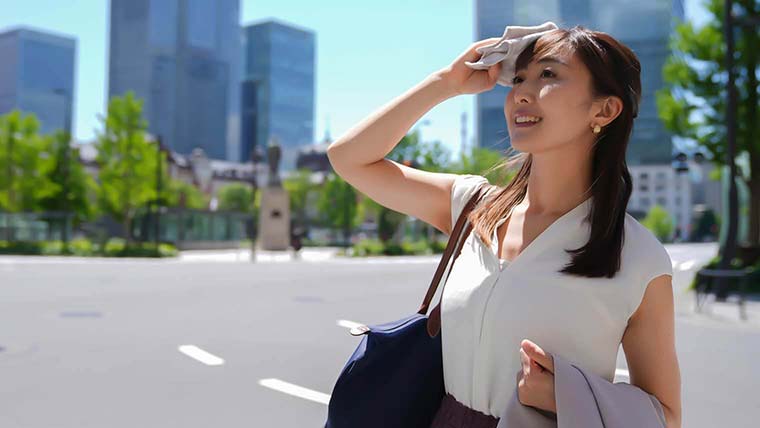 汗臭い原因とニオイ対策！便利なアイテムや食べ物など、毎日できる体臭ケア