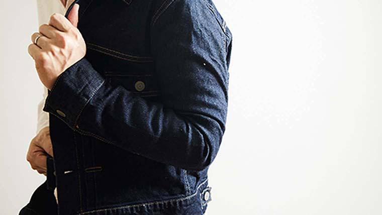 デニムジャケットのお洗濯！色落ち・型くずれを防ぐ上手な洗い方をご紹介